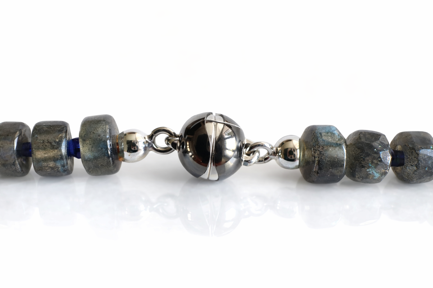 
                  
                    Labradonite Necklace/925 Silver
                  
                