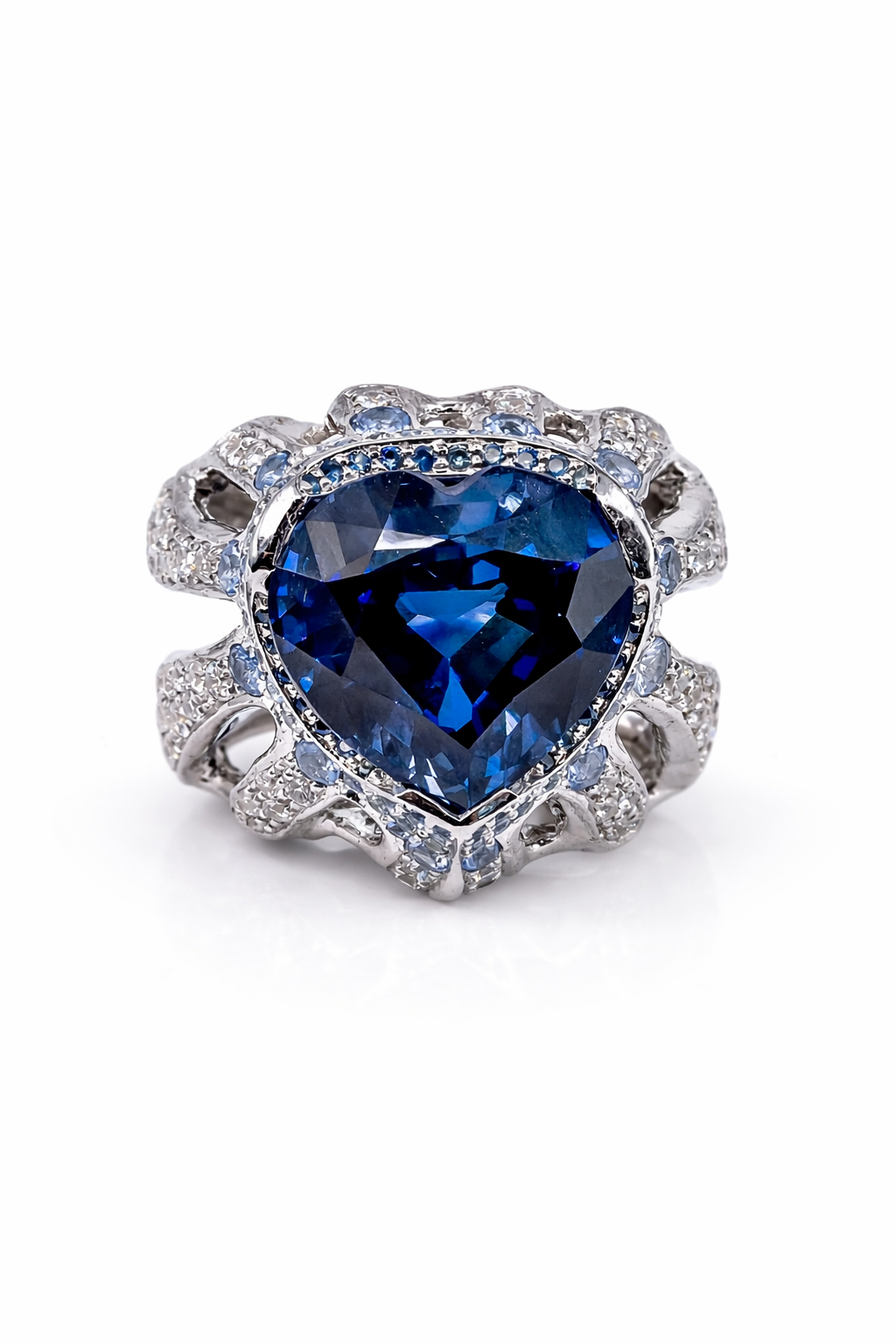 
                  
                    The Heart Of The Ocean Ring, WG
                  
                